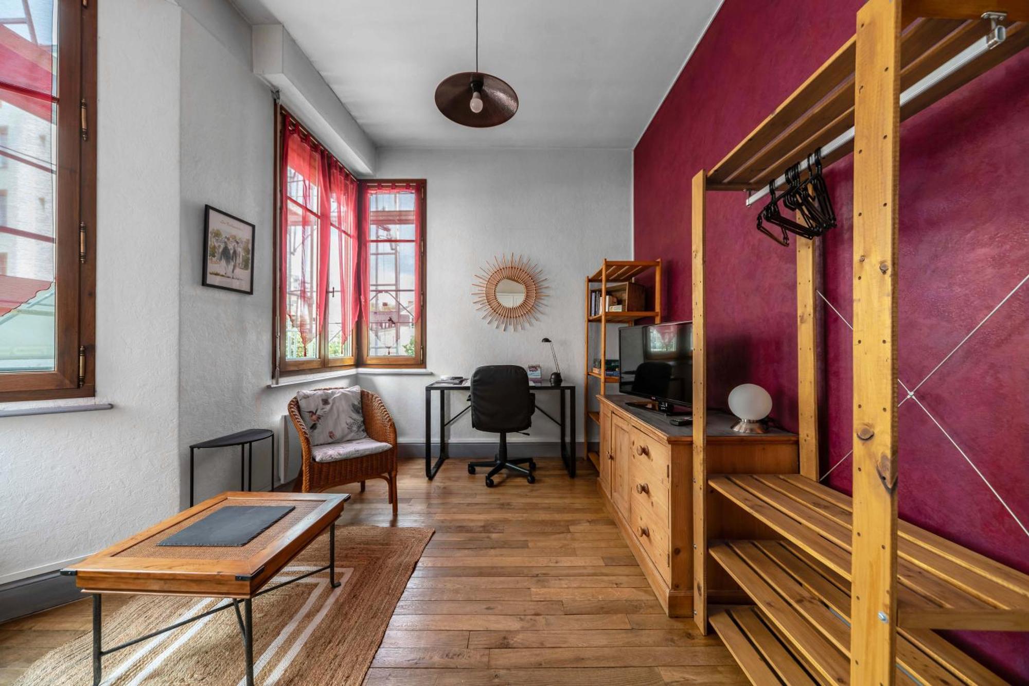 Le Lasteyras - Appartement Charmant En Centre Ville Vichy Exteriör bild